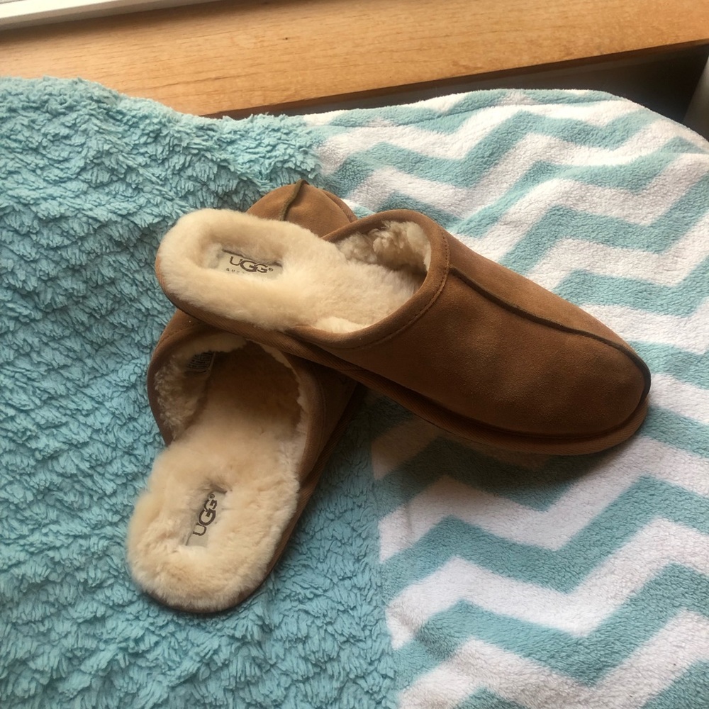 Ugg classic slippers